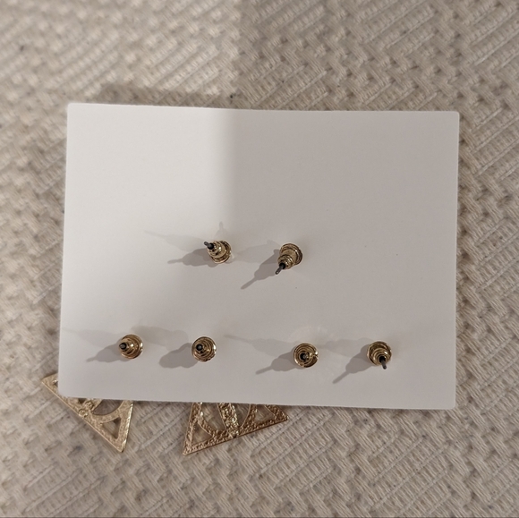 New Harry Potter Earrings Set of 3 - Picture 2 of 2